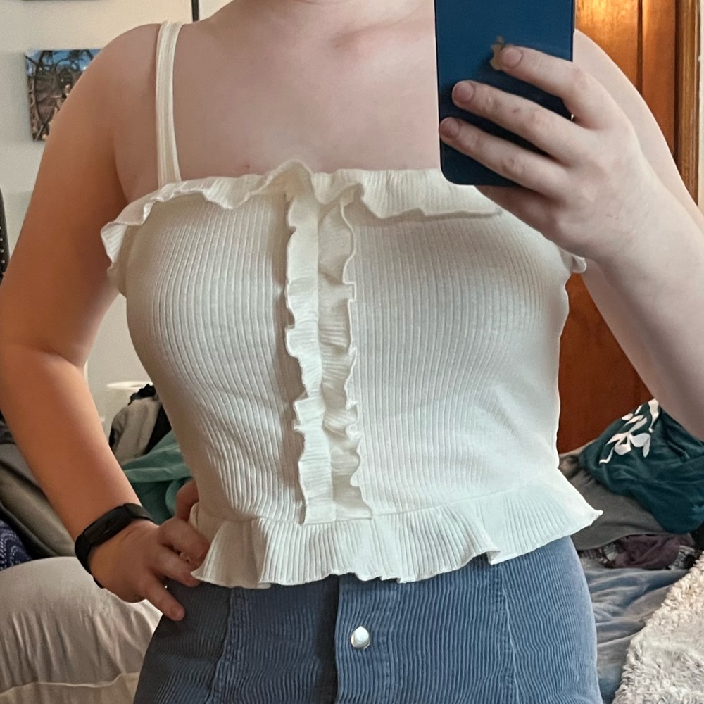 Love & Piece Collective White Ribbed and Ruffle Tank Top Size Small